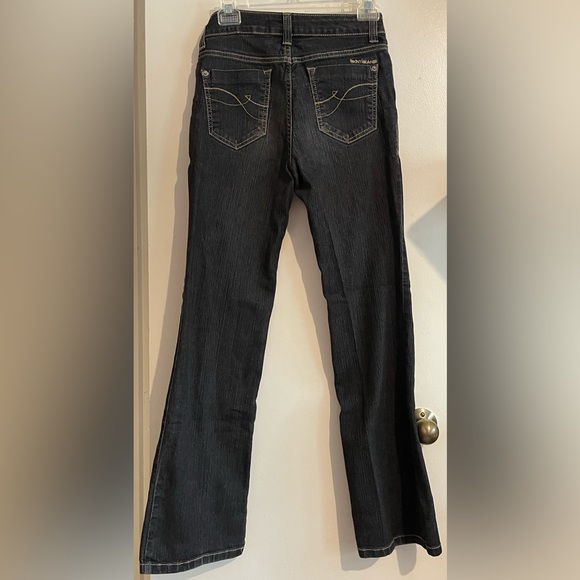 Womens DKNY SOHO JEANS Mid Rise Bootcut Super Stretch Size 2 womens Jeans - Picture 2 of 4